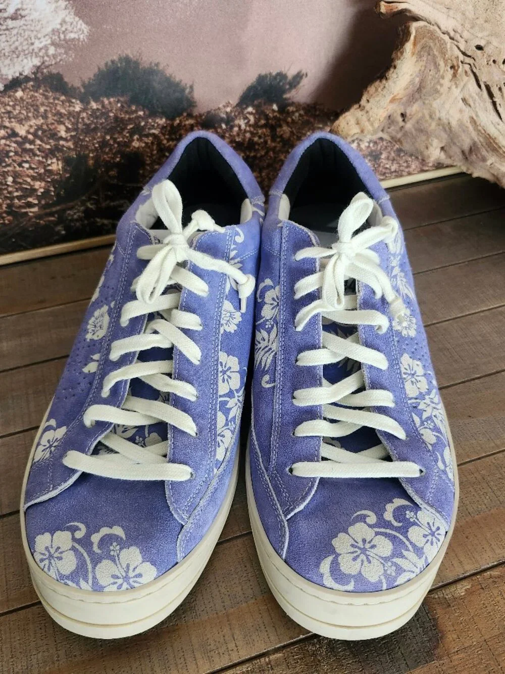 P448 John Hawaii Suede Low Top Sneakers Periwinkle Blue Floral W12 M10 Unisex
